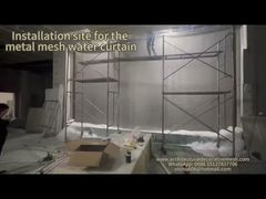 Introduceer spiraalvormige metalen gaasgordijnen met diamantgaten voor ruimteverdeling voor u